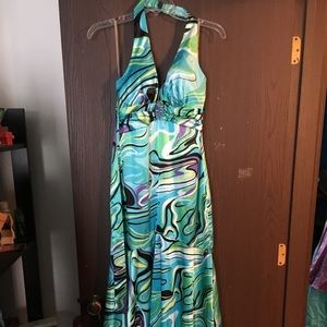 Mermaid style prom dress. Halter top.